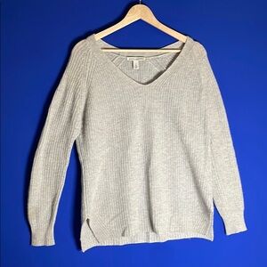 Autumn Cashmere Gray V-Neck Sweater Classic Knit